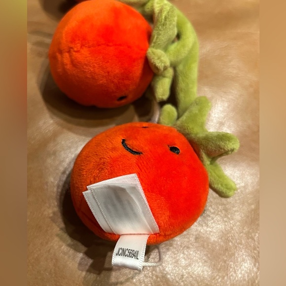 Smiling Tomato Plush Toy Set- Jellycat - Picture 5 of 6